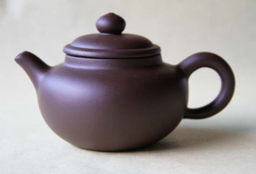 Chinese yixing zisha tea set--- one tea pot with four tea cups