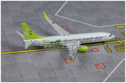 1:400 Phoenix Solaseed Air BOEING 737-800 Passenger Airplane Diecast Plane Model