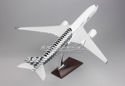 47CM AIRBUS A350XWB Passenger Airplane Resin Aircrarft Plane Model Collection