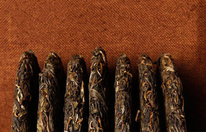 357g Yunnan Pu-erH raw tea Ancient trees Puer tea old class Black Tea Red Tea