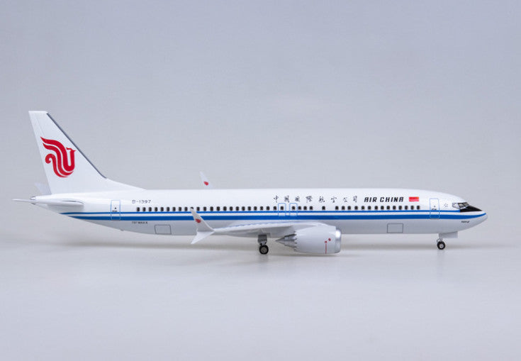 1:85 47CM AIR CHINA BOEING 737 MAX Passenger Airplane Landing gear Resin Model
