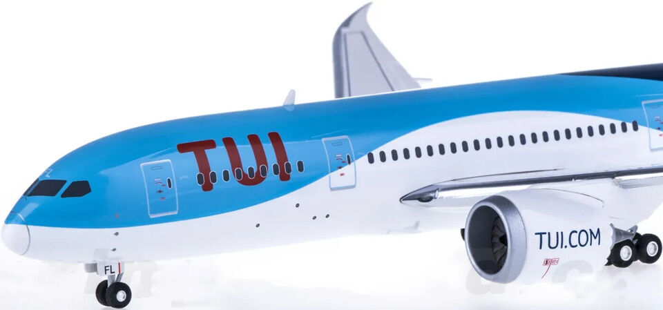 1:200 29CM Herpa TUI Dream Liner BOEING 787-8 Passenger Plane ABS Plastic Model