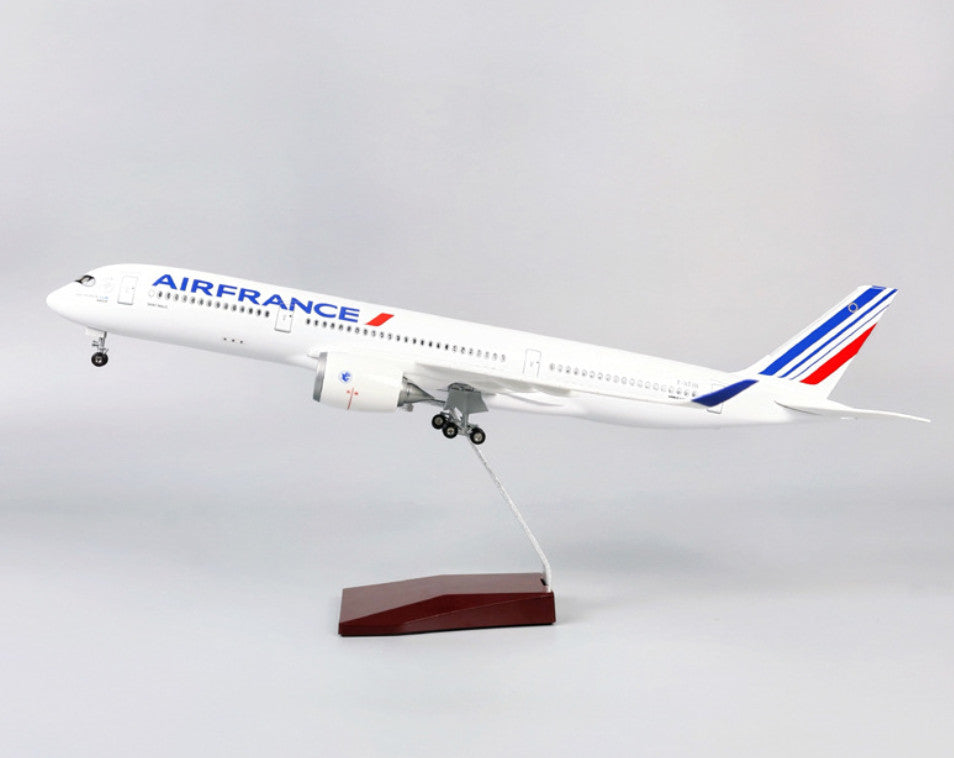 1:140 47CM AIR FRANCE AIRBUS A350 Passenger Airplane Landing Gear Resin Model