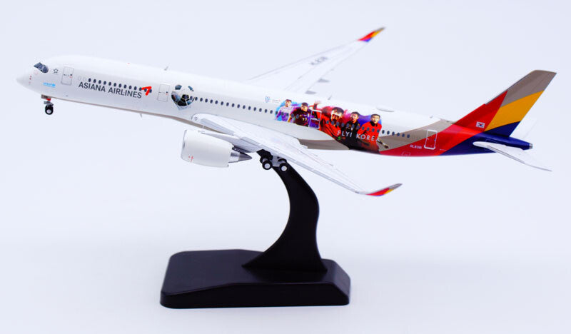 1:400 JC Wings AIRBUS A350-900XWB Passenger Airplane Diecast Plane Model
