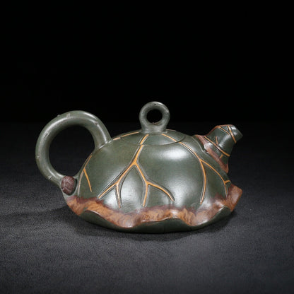 Chinese Yixing Zisha Clay Handmade Exquisite Teapot （荷叶 底款：蒋蓉）