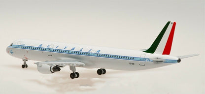 1:400 AeroClassics ALITALIA Airbus A321 Passenger Airplane Diecast Plane Model
