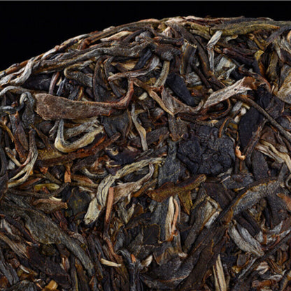 Chinese Nannuoshan Big Tree Pu-Erh Green Tea 357g Puerh Raw Tea Cake Lose Weight