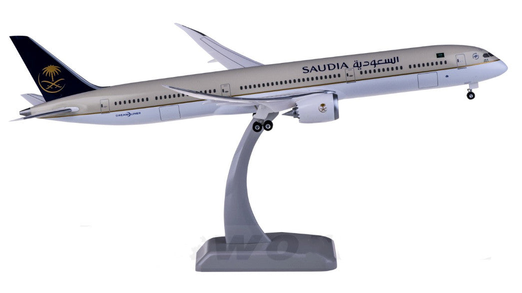 1:200 34CM Hogan Saudia BOEING 787-10 Passenger Plane ABS Plastic Aircraft Model