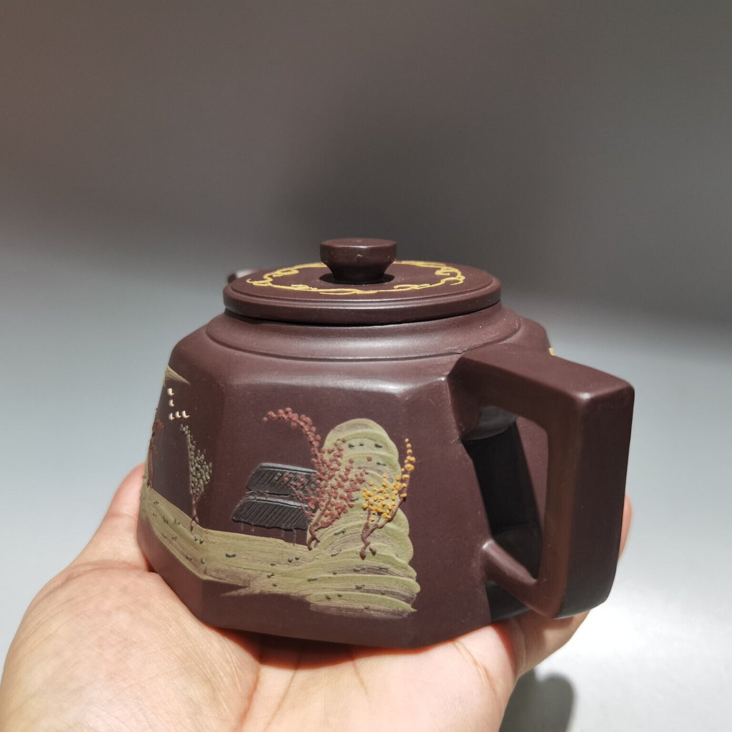 Chinese Yixing Zisha Clay Handmade Exquisite Teapot（八方泥绘壶 底款：金鼎商标）