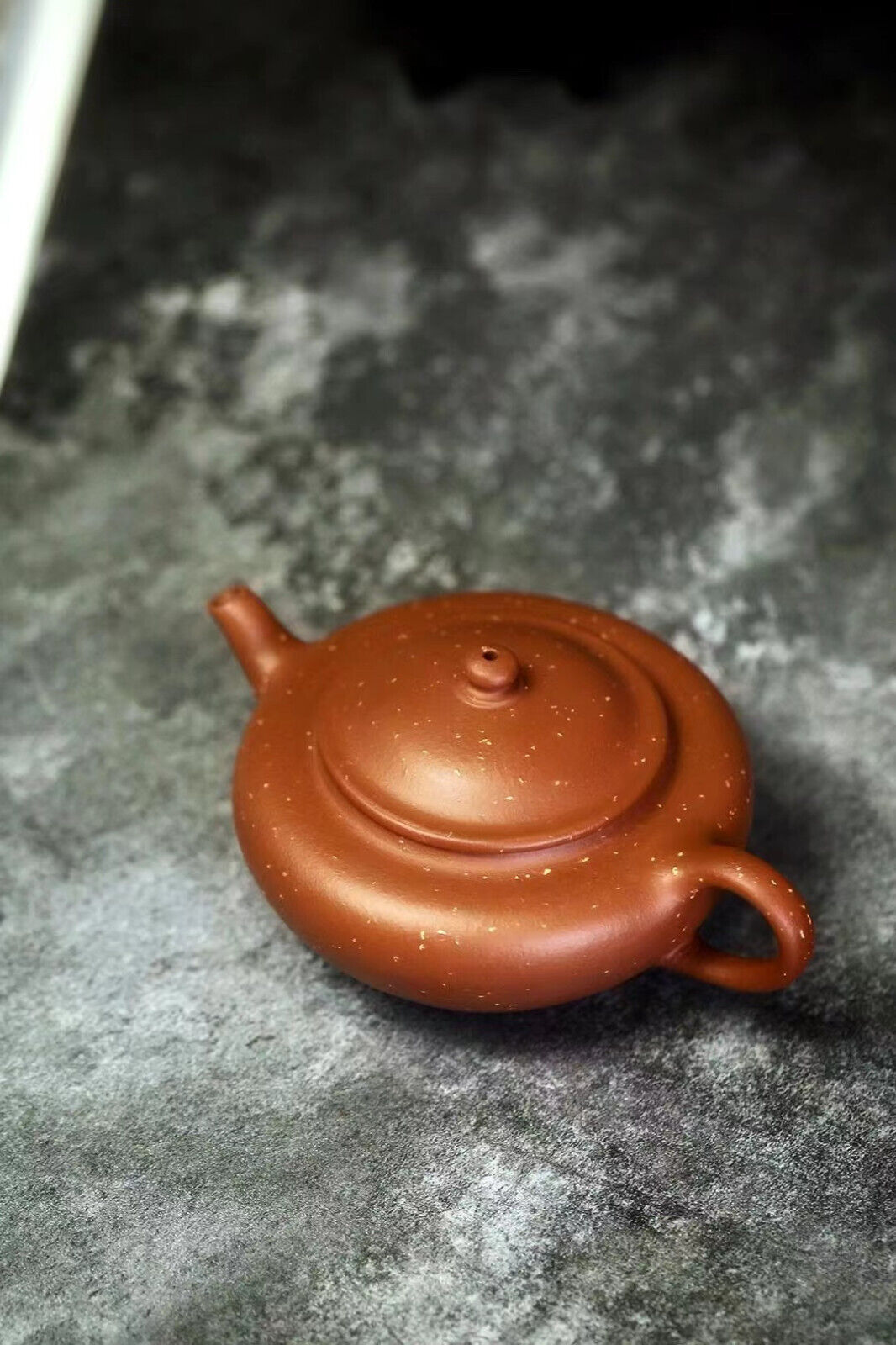 130cc China Yixing handmade purple sand Zhu clay teapot fragrant leaf Hu teapot-