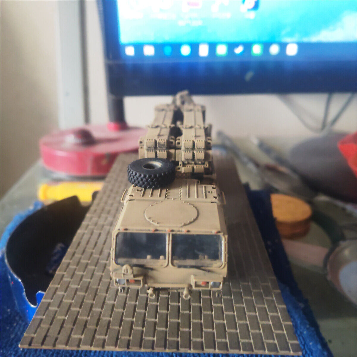 1/72 US Army M977 Patriot Ammunition Supply Vehicle Finished Model