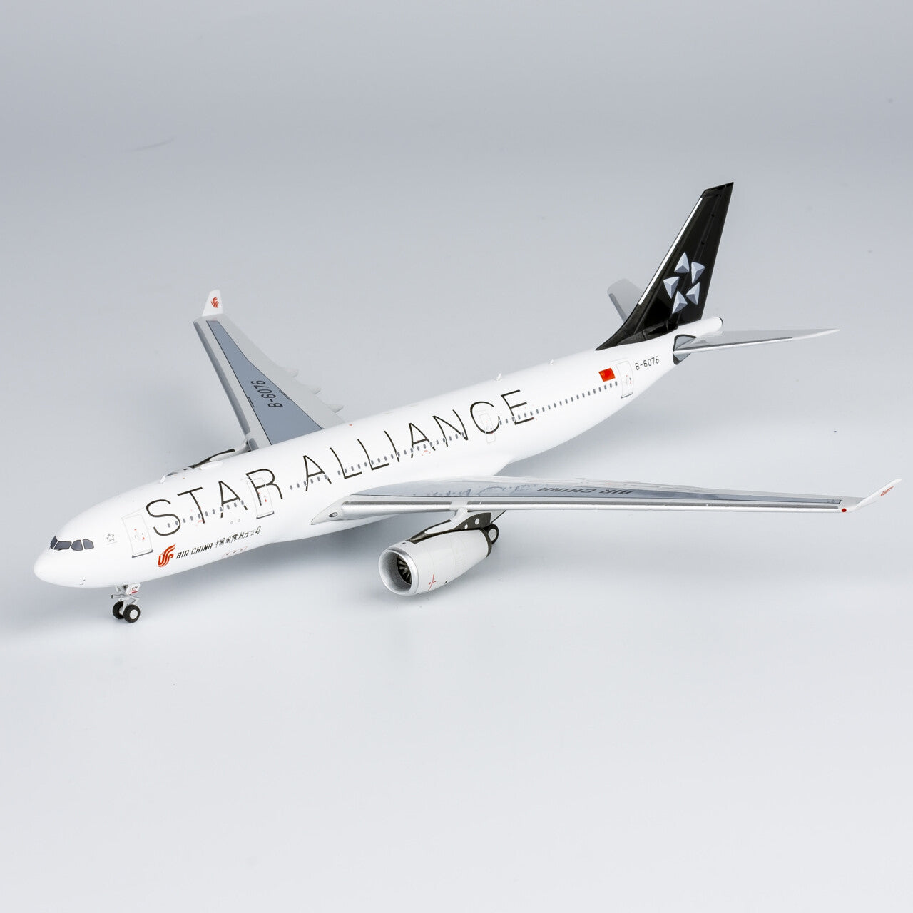 1:400 NG Models Air China Plane Airbus A330-200 Airplane Diecast Aircraft Model