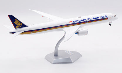 1:200 SQ Wings Singapore Airlines Boeing 787-10 Passenger Airplane Diecast Model