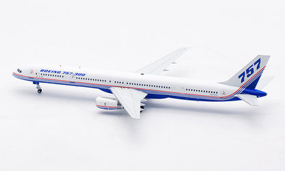 1:200 28CM InFlight BOEING 757-300 Passenger Airplane Diecast Aircraft Model