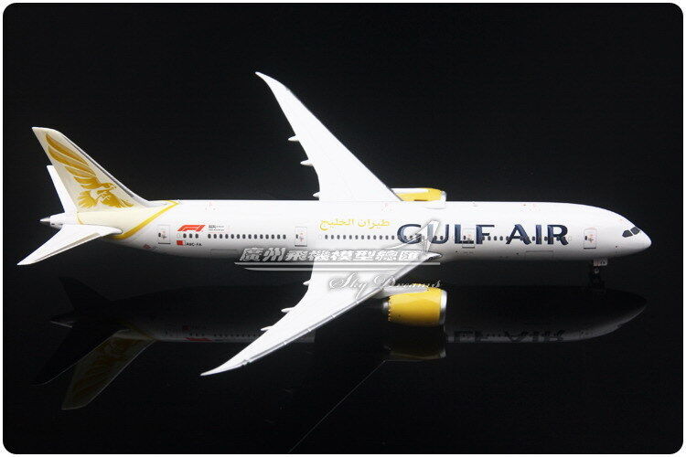 1:400 Phoenix GULF AIR BOEING 787-9 Passenger Airplane Diecast Aircraft Model