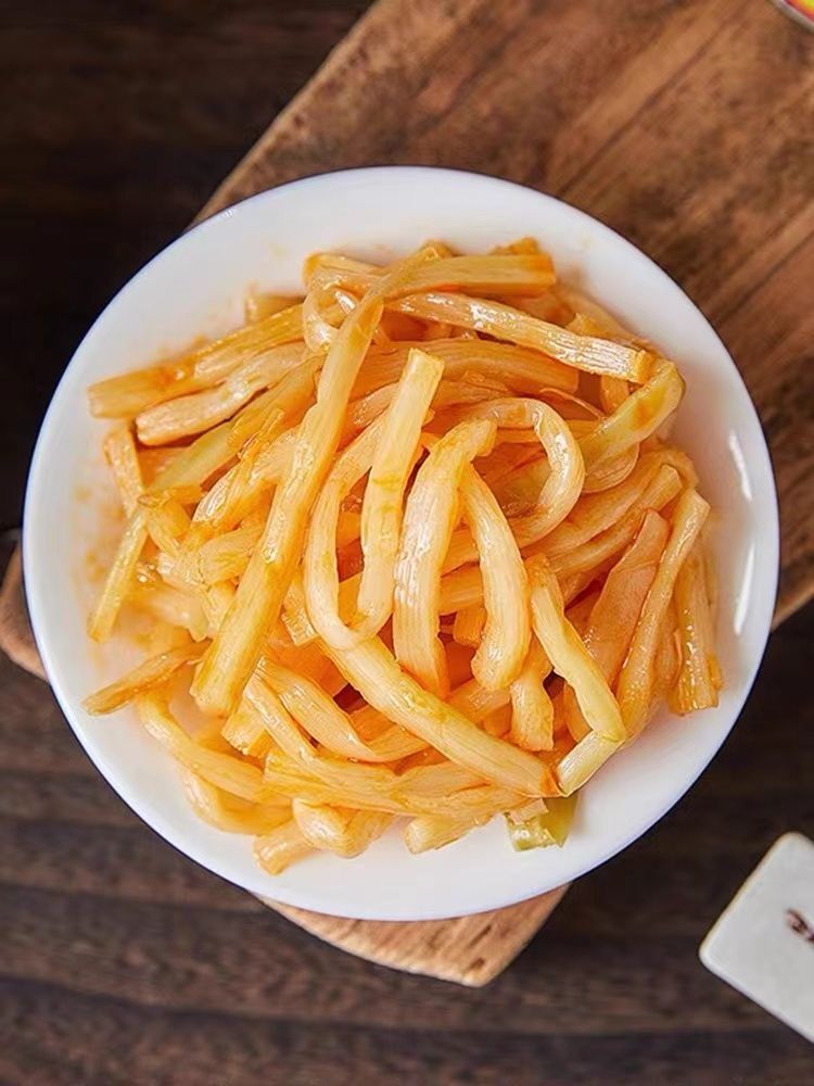 320g Crispy Bamboo Shoots in Red Oil - appetizer. Rice dish. Ready-to-eat.