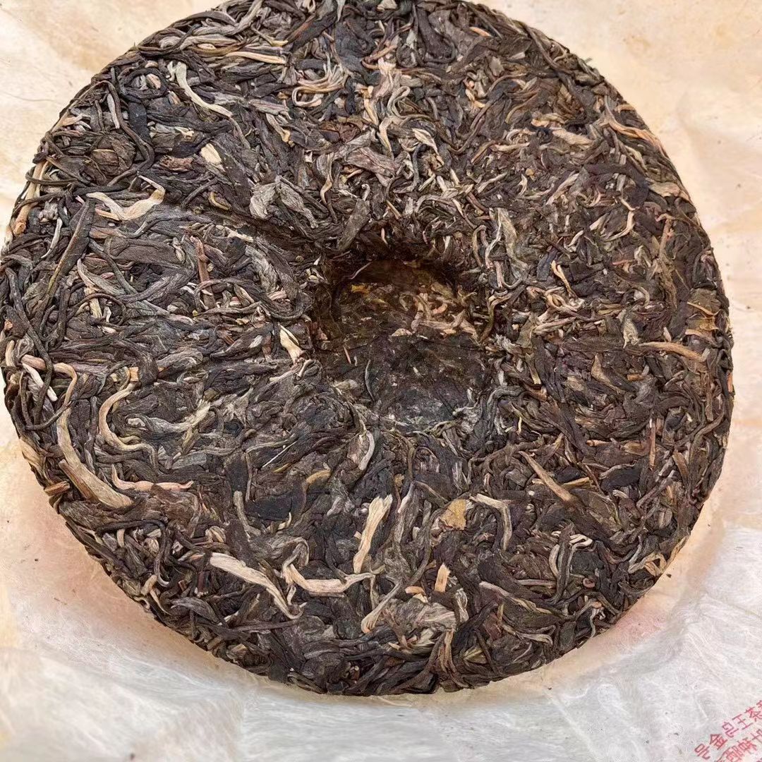 357g Yunnan Puerh Tea 2013 Old Pu-erh Raw Tea Cake Wujinhao Pu'er Sheng Cake Tea