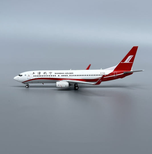 1:400 AeroPolaris Shanghai Airlines B737-800 B-1720 Airplane Diecast Model