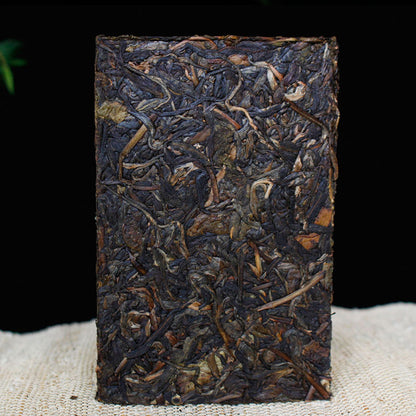 Yunnan Puerh Tea Raw Tea Brick Tea Yiwu Scrape Wind Zhai 250g Tea