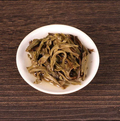 Kunming Pure Dry Storage Bangdong Ancient Tree 2018 Pu-erh Tea Raw Tea 357g