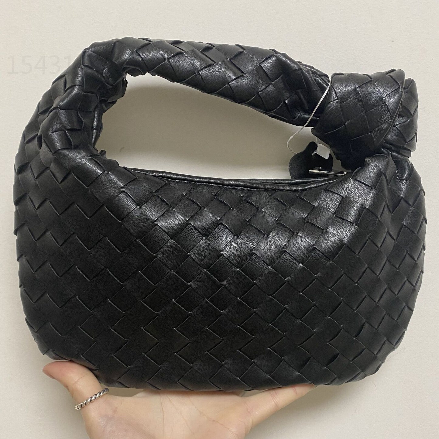 Luxury Synthetic Leather Handbag Large Shoulder Bag Woven Soft Underarm Bag Zipp