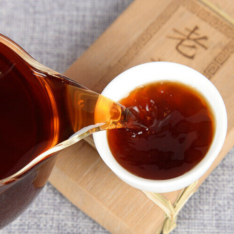250g Natural Black Tea Pu-erh Tea Old Tea Head Golden Bud Brick Ripe Tea Brick