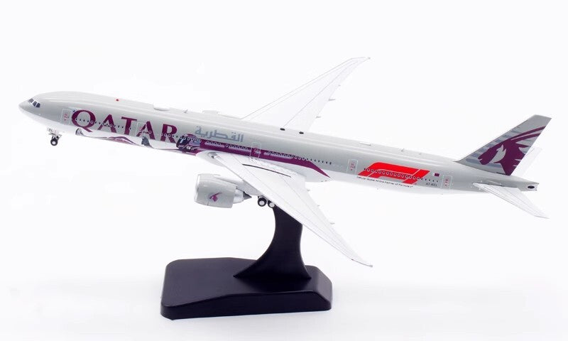 1:400 Aviation QATAR BOEING 777-300ER Passenger Aircraft Diecast Airplane Model