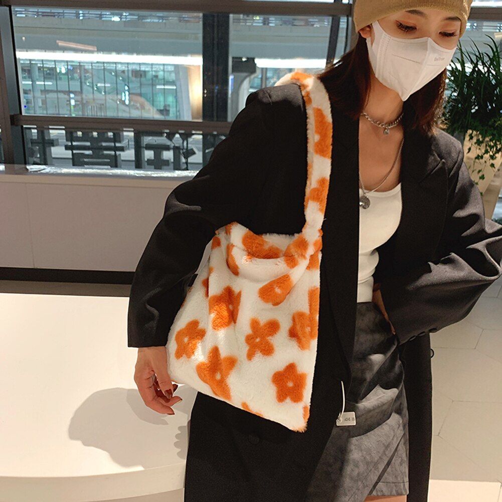 Shopping Bag Flower Print Plush Shoulder Large Handbags Underarm Bags 30*30*2 CM