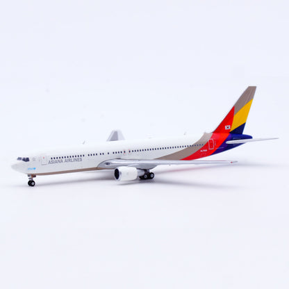 1:400 JC Wings Asiana B767-300 HL7528 Passenger Airplane Diecast Aircraft Model