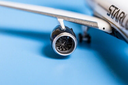 1:400 Phoenix STARLUX AIRBUS A350-900 Passenger Airplane Diecast Aircraft Model