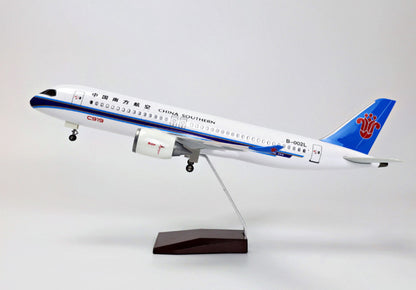 47CM 1:82 CHINA SOUTHERN COMAC C919 Airplane Landing gears Resin Aircraft Model