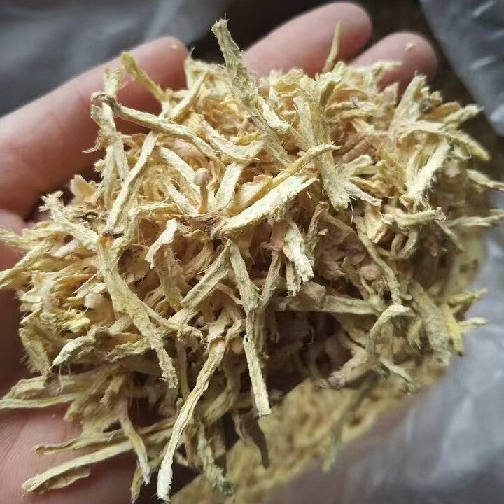 Loose dried shredded ginger herbal tea