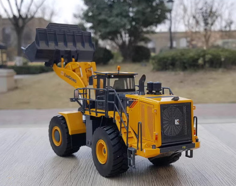 1:50 24CM LIUGONG 8128H Wheel Loader Construction Machine Vehicle Diecast Model