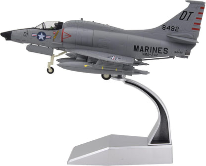 1:72 A-4M Skyhawk Fighter Metal Plane Model Military Airplane Model Diecast
