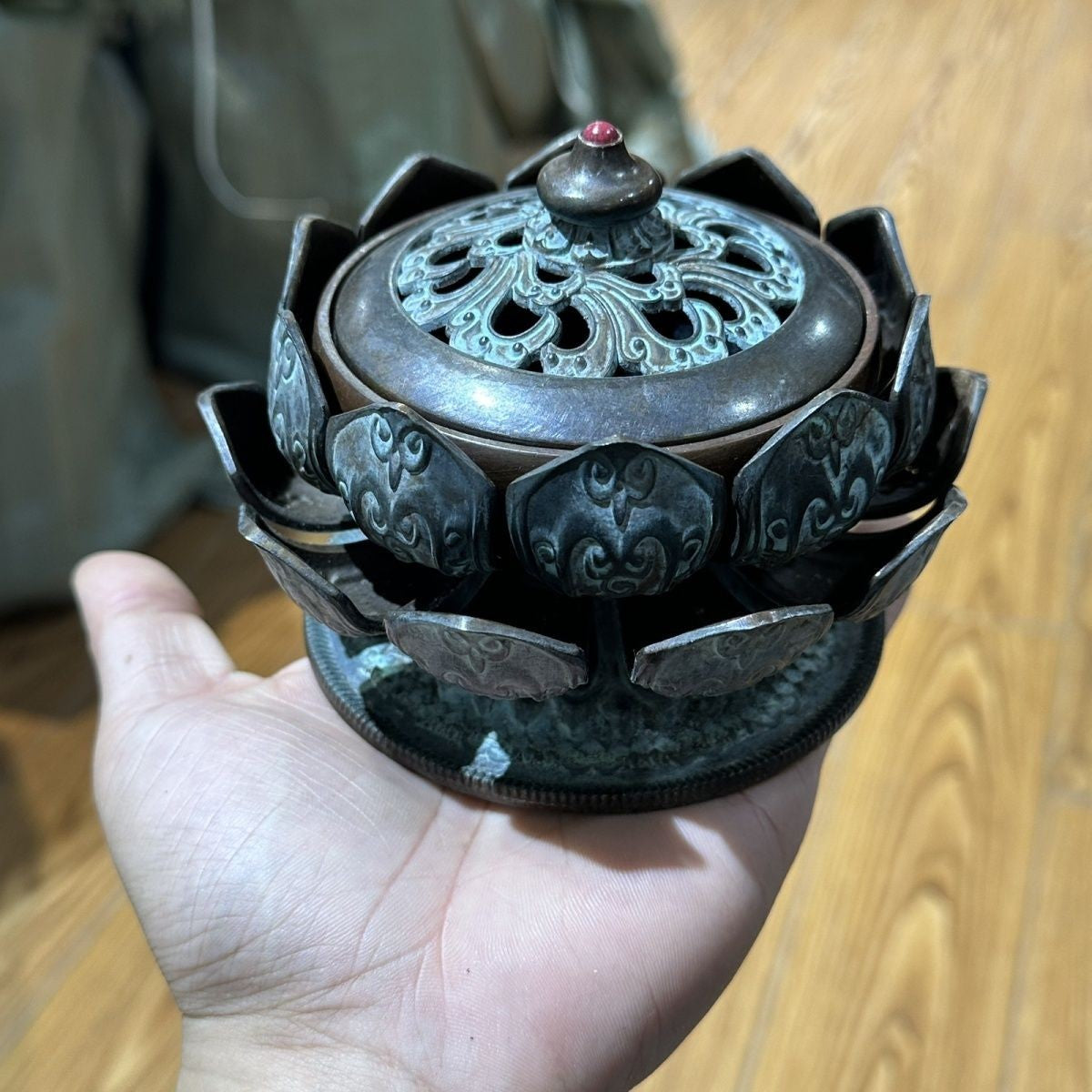 Antique Bronze Lotus Incense Burner Wide Buddhist Censer For Home Tea Ceremony
