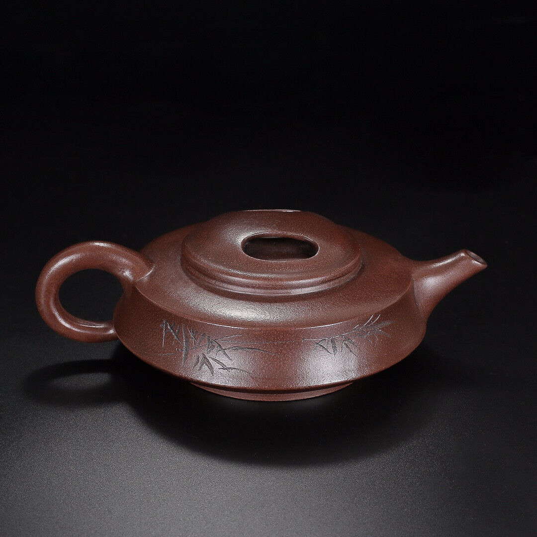 Chinese Yixing Zisha Clay Handmade Exquisite Teapot （牛盖 底款：顾景舟）