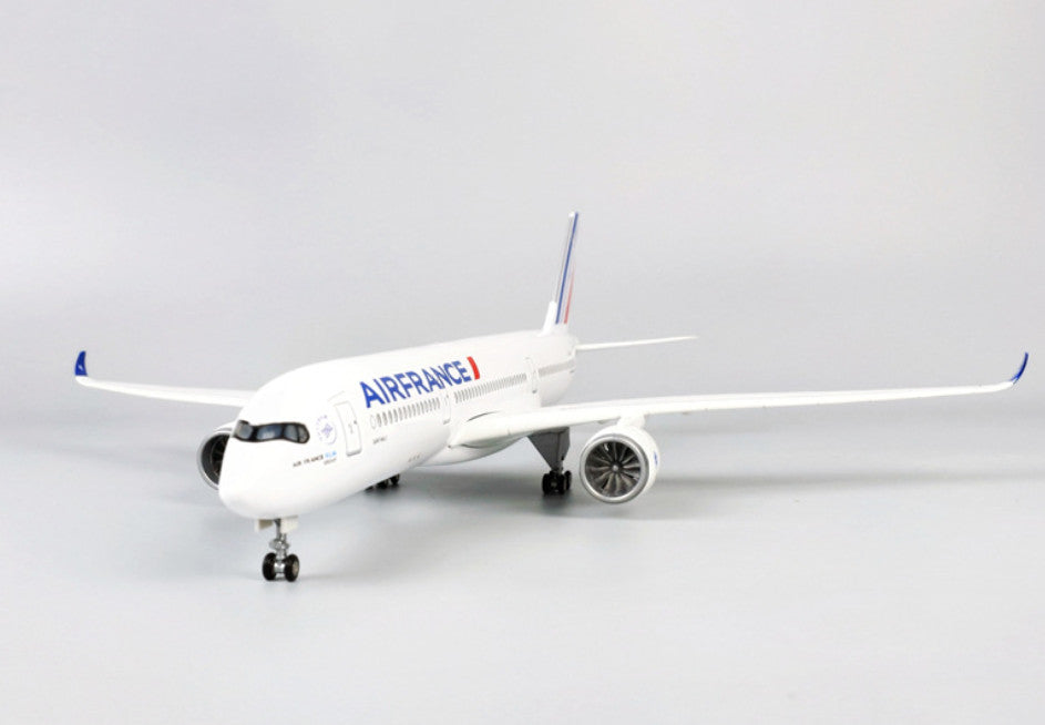 1:140 47CM AIR FRANCE AIRBUS A350 Passenger Airplane Landing Gear Resin Model
