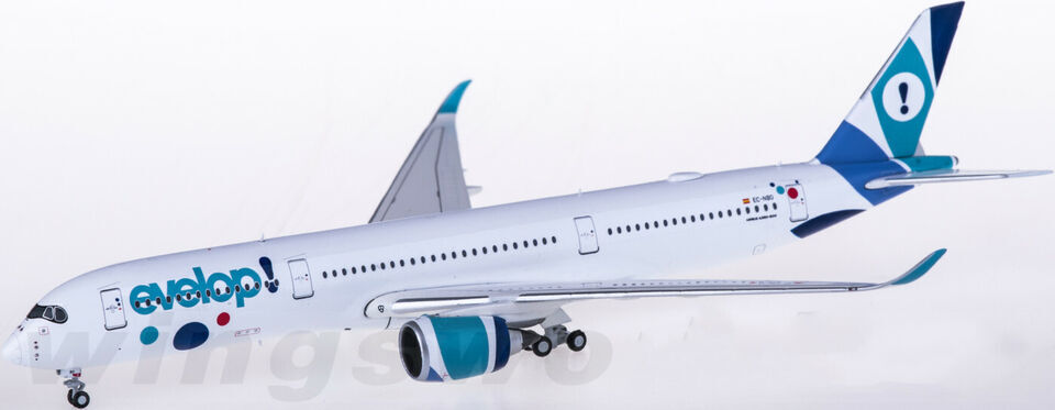 1:400 JC Wings Evelop AIRBUS A350-900 Passenger Airplane Diecast Aircraft Model