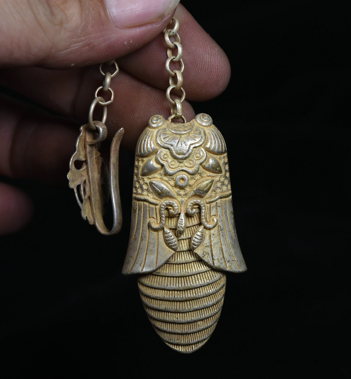 Rare Old Chinese Miao Silver Feng Shui Cicada Pendant Amulet Necklace Decoration