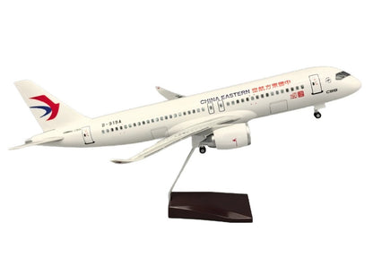 47CM 1:82 CHINA EASTERN COMAC C919 Airplane Landing Gear Aircraft Resin Model