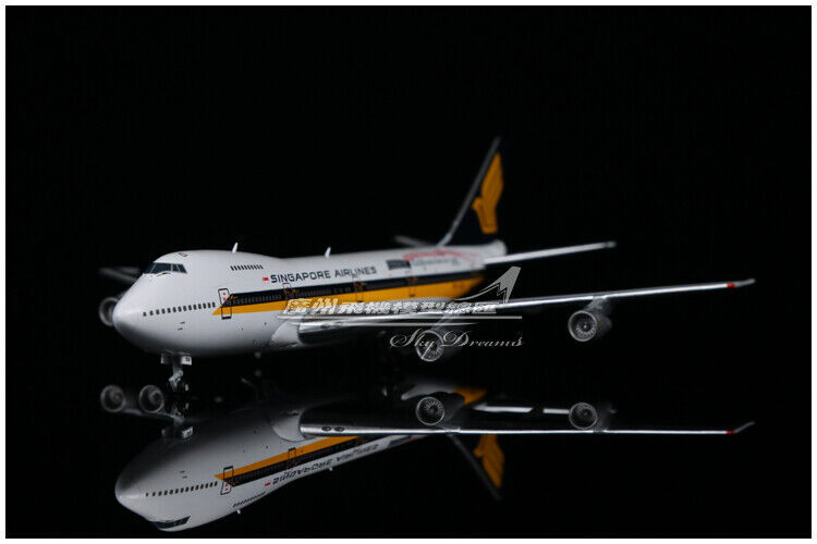 1:400 JC Wings SINGAPORE AIRLINES BOEING 747-200 Passenger Plane Diecast Model