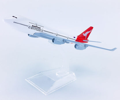 16cm Qantas Boeing 747-400 Passenger Aeroplane Diecast Plane Aircraft Model