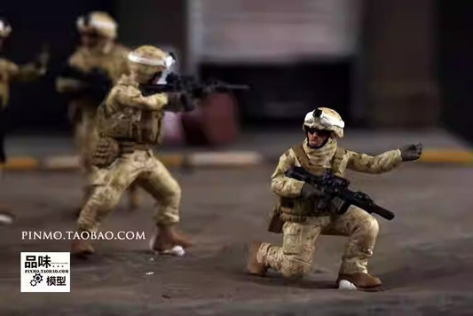 1/72 US Marine Corps 7 Soldier Model