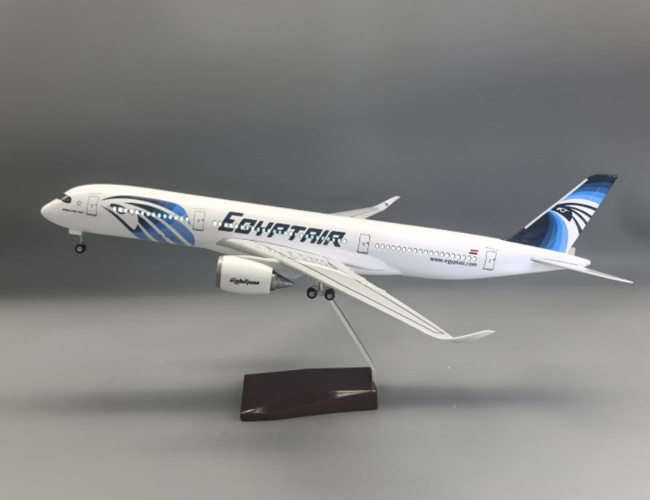 47CM 1:140 EGYPTAIR AIRBUS A350 Airplane Led Sound -controll Light Resin Model