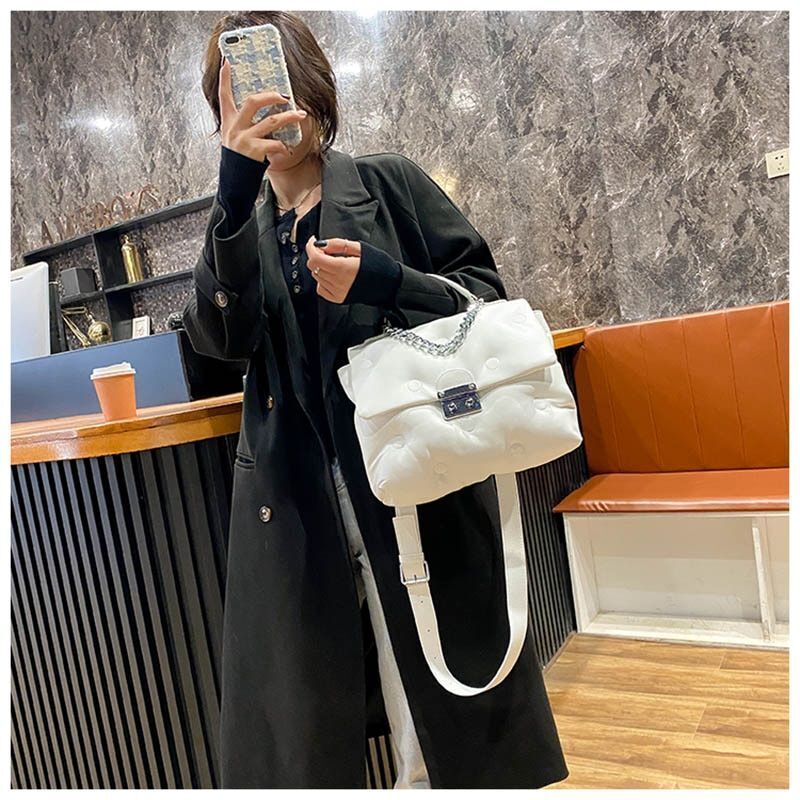 Shoulder Crossbody Bag Padded Tote Purse Handbag Cotton 30*24*8 CM Chain Handle
