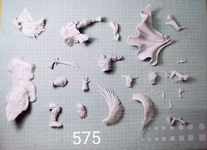 1/24 resin figure model kit Male Warrior and Eagle Demon Unassembled Unpainted
