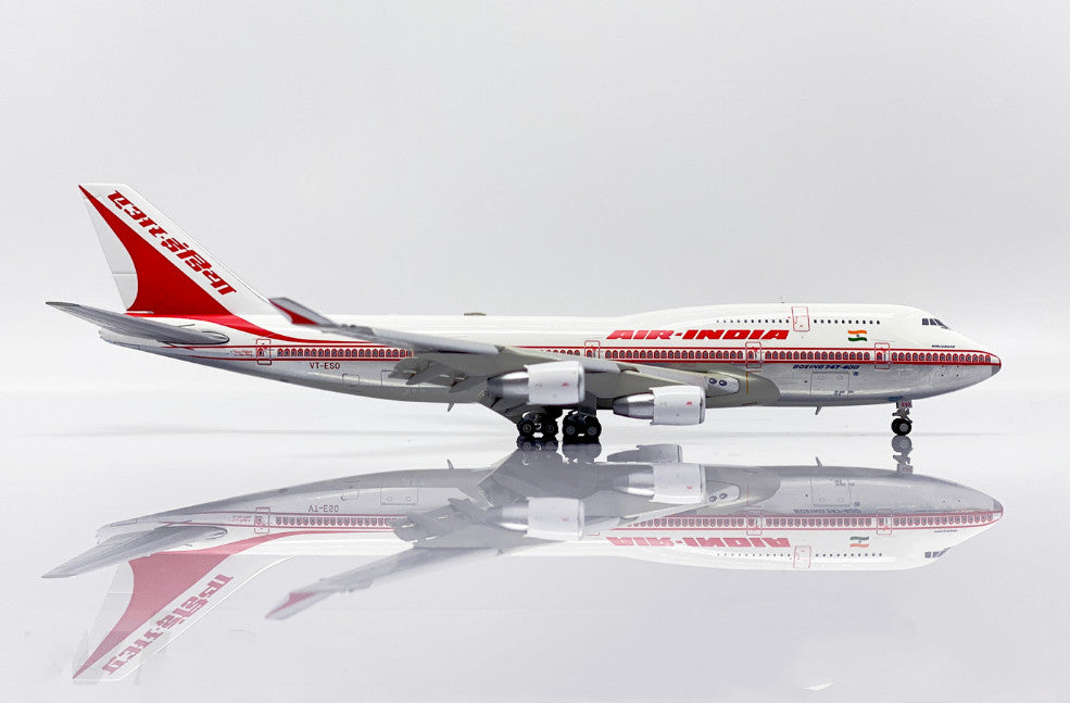 1:400 JC Wings AIR INDIA BOEING 747-400 Passenger Plane Flap Down Diecast Model