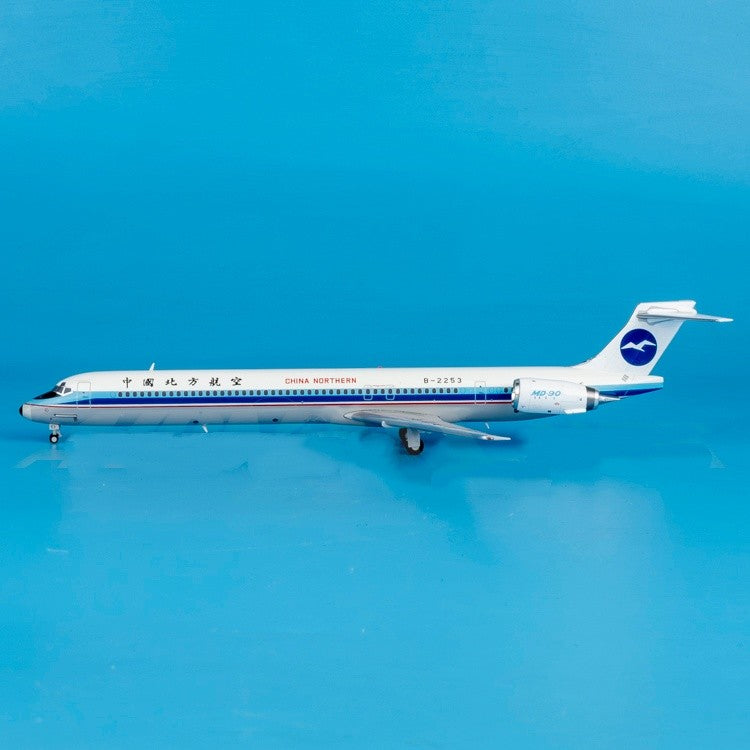 1:200 Geminijets China Northern Airlines MD-90 B-2253 Airplane Diecast Model