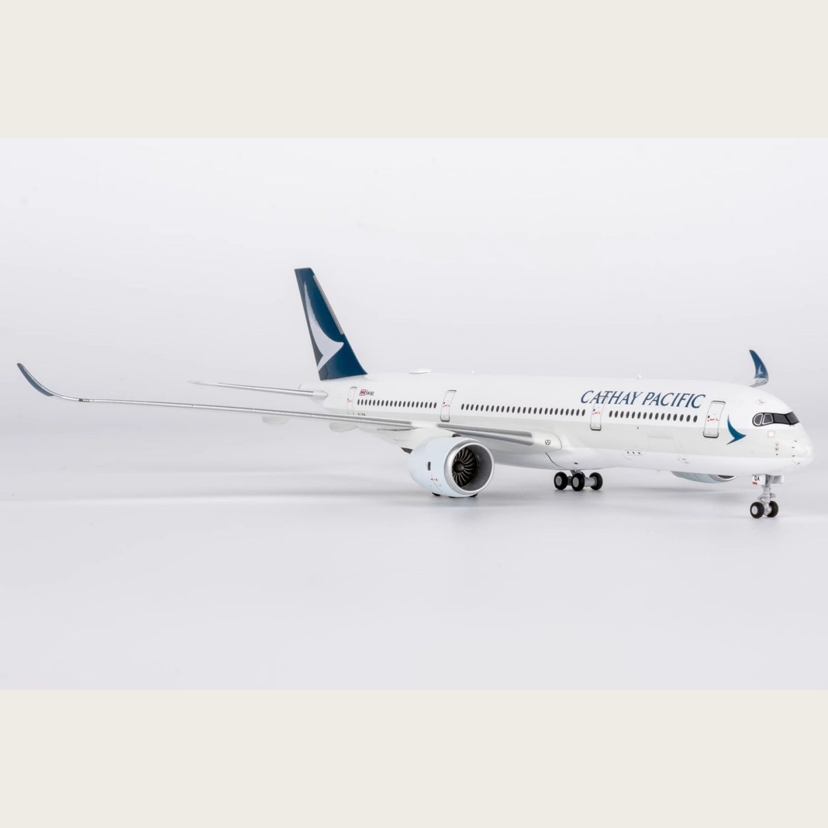 1:400 NGmodels Cathay Pacific Airbus A350-900 Passenger Diecast Airplane Model