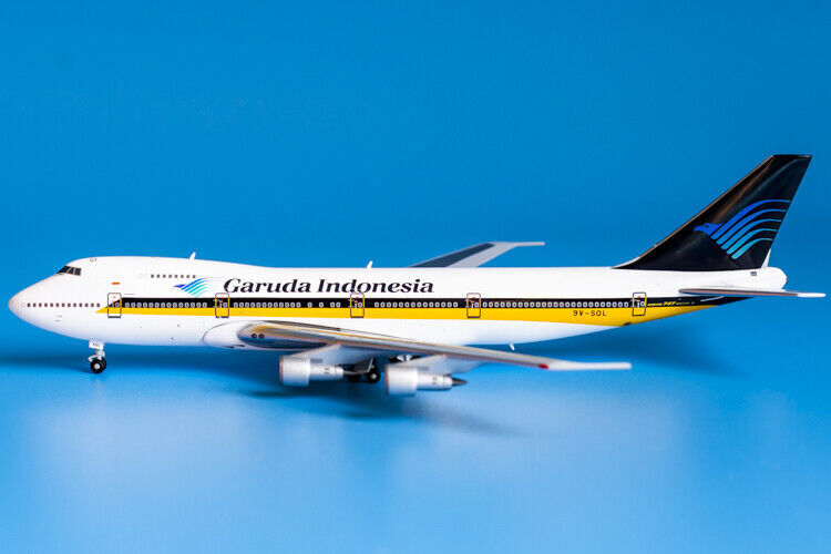 1:400 JC Wings Garuda Indonesia BOEING 747-400 Passenger Airplane Diecast Model